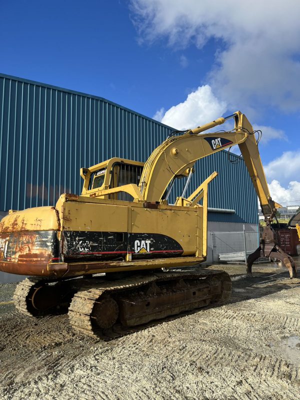 CAT320C-2003 04
