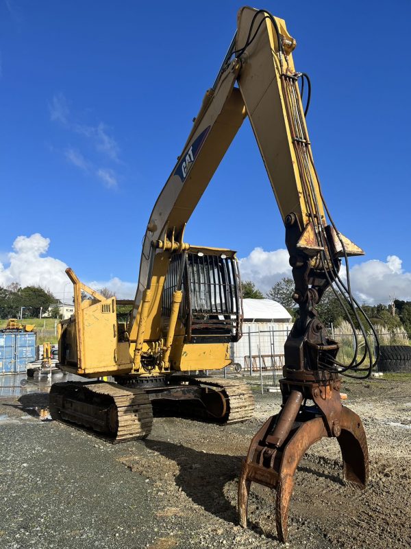 CAT320C-2003 12