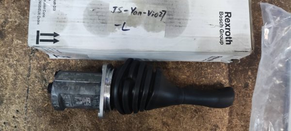 JS-Yan-Vio27-L 01